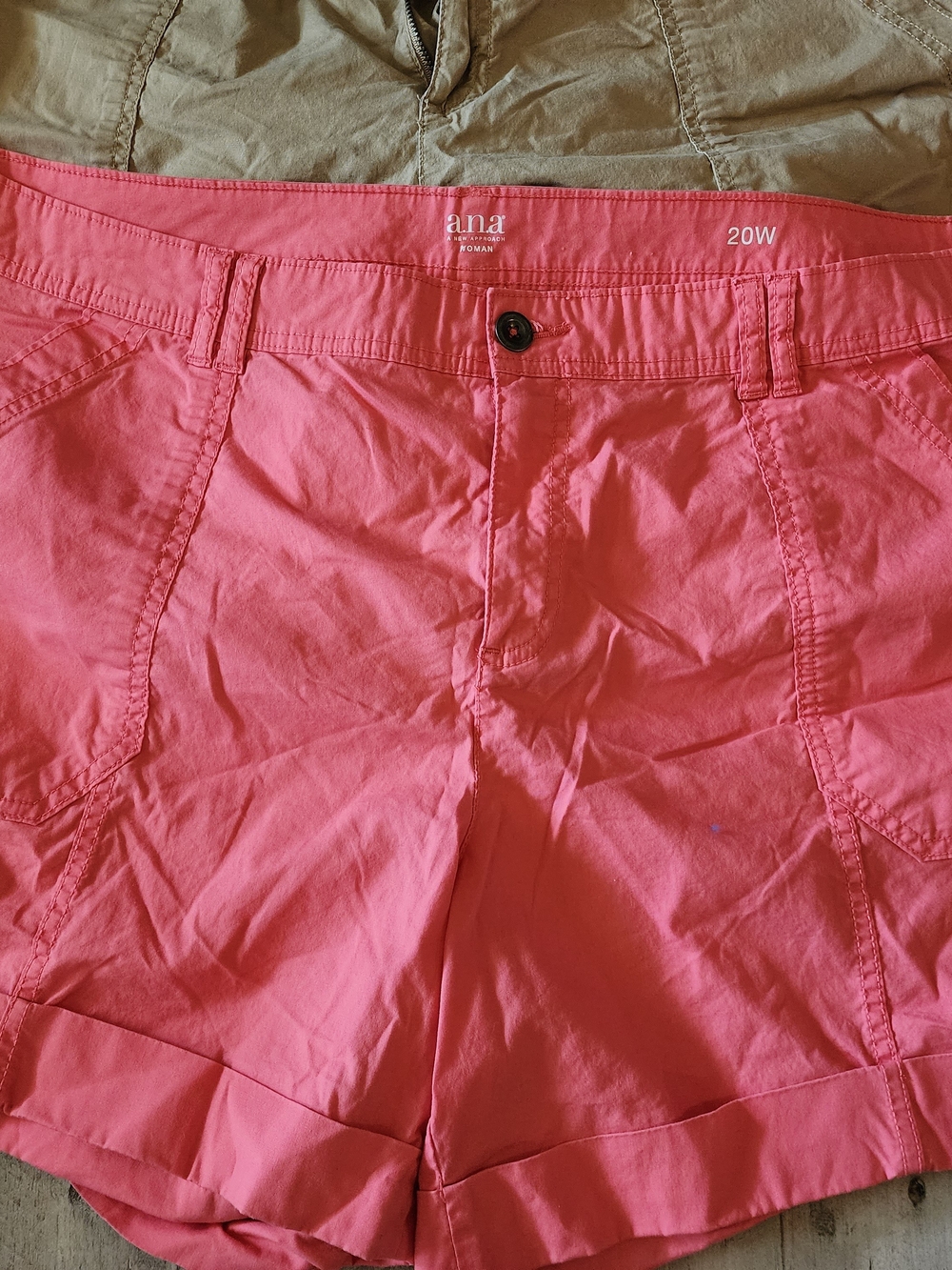 a.n.a Women's Shorts Trio in Coral, Khaki, and Black - Picture 2 of 5